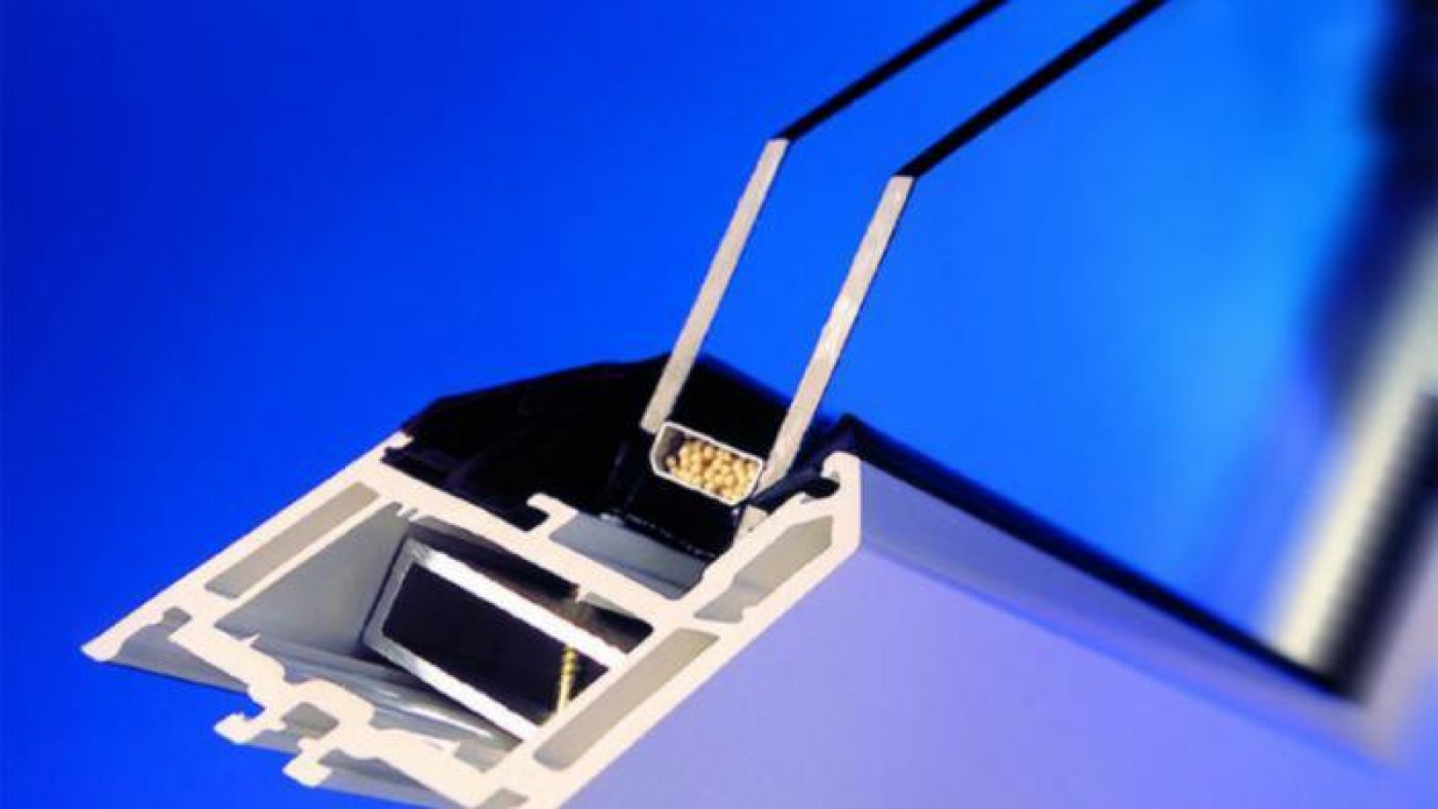 Τα τζάμια που ρίχνουν τους λογαριασμούς για πάντα. Τα τζάμια που ρίχνουν τους λογαριασμούς για πάντα.