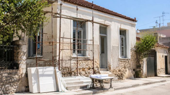 Ανακαίνιση Κατοικίας: Ποιοι νέοι ιδιοκτήτες μπαίνουν στο πρόγραμμα Ανακαίνιση Κατοικίας: Ποιοι νέοι ιδιοκτήτες μπαίνουν στο πρόγραμμα