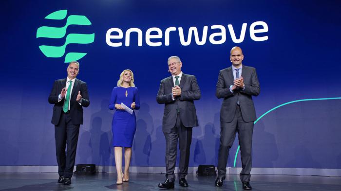 Η HELLENiQ ENERGY παρουσιάζει τη νέα εποχή της Enerwave Η HELLENiQ ENERGY παρουσιάζει τη νέα εποχή της Enerwave