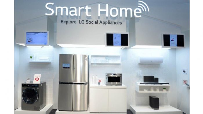 Το LG Smart Home δημιουργήθηκε βάσει της κεντρικής ιδέας της ενοποίησης των διαφορετικών ΅έξυπνωνΆ συσκευών σε ένα σύστημα με στόχο τη μεγαλύτερη άνεση και ευκολία