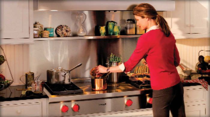 Οι κουζίνες είναι από τις βασικότερες συσκευές αερίου. Τα οφέλη από την χρήση της δεν περιορίζονται στην οικονομία καυσίμων, αλλά περιλαμβάνουν και παράγοντες όπως το γρηγορότερο και νοστιμότερο μαγεί