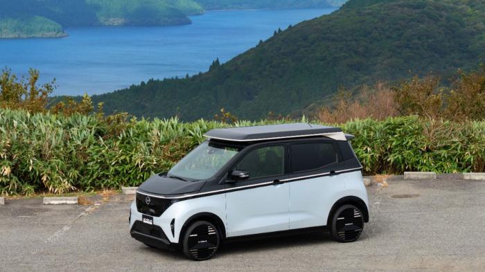 Nissan: Δωρεάν 3.000 χλμ. το χρόνο με το ηλιακό πάνελ Ao-Solar Extender Nissan: Δωρεάν 3.000 χλμ. το χρόνο με το ηλιακό πάνελ Ao-Solar Extender