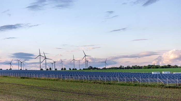 Οι φθηνότερες μπαταρίες φέρνουν πιο κοντά την 24ωρη ηλιακή ενέργεια Οι φθηνότερες μπαταρίες φέρνουν πιο κοντά την 24ωρη ηλιακή ενέργεια
