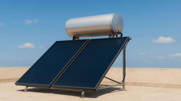 Πώς να αξιοποιήσεις τον ήλιο για οικονομία & ζεστό νερό όλο τον χρόνο Πώς να αξιοποιήσεις τον ήλιο για οικονομία & ζεστό νερό όλο τον χρόνο